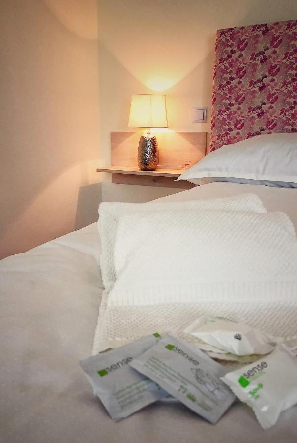Moment Apartments Szolnok Ngoại thất bức ảnh