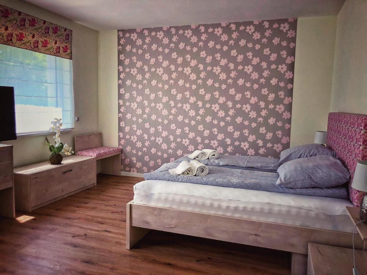 Moment Apartments Szolnok Ngoại thất bức ảnh